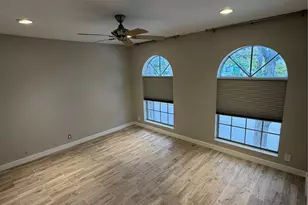 11002 Hammerly Blvd, Houston, TX 77043 - Photo 14