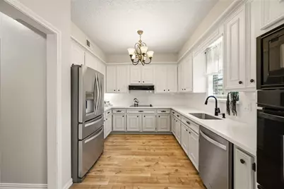 706 Fernglade Drive, Richmond, TX 77406 - Photo 12