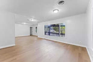 512 E Gulf St, Baytown, TX 77520 - Photo 8