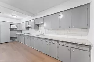 512 E Gulf St, Baytown, TX 77520 - Photo 16