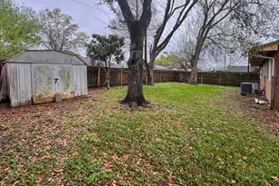 15814 Kenbriar Dr, Houston, TX 77489 - Photo 10