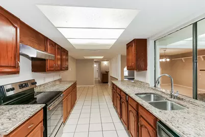 15619 Loma Verde Drive, Houston, TX 77083 - Photo 8