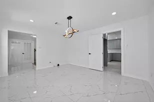 559 Hampton Rd, Conroe, TX 77302 - Photo 8