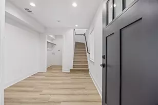 14105 Faith Frst Dr, Houston, TX 77047 - Photo 2