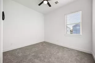 14105 Faith Frst Dr, Houston, TX 77047 - Photo 10