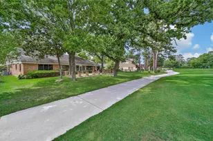 13222 Mission Valley Dr, Houston, TX 77069 - Photo 10