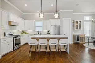 867 Wakefield Dr, Houston, TX 77018 - Photo 2