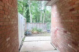 12447 Golden Thistle, Houston, TX 77058 - Photo 12