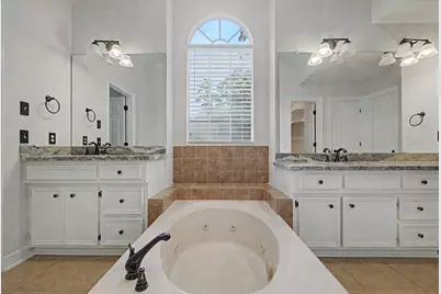87 Rush Haven Drive, The Woodlands, TX 77381 - Photo 30