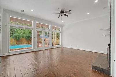 87 Rush Haven Drive, The Woodlands, TX 77381 - Photo 12