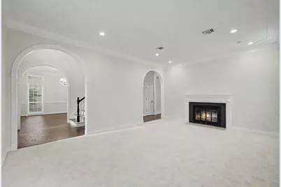 87 Rush Haven Drive, The Woodlands, TX 77381 - Photo 8