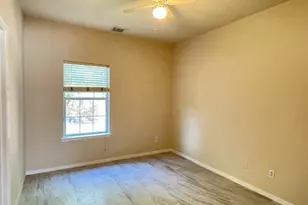 6942 Paris, Houston, TX 77021 - Photo 10