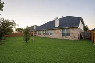 1752 Silver Bend Dr, Dickinson, TX 77539 - Photo 36
