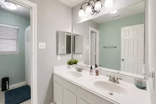 1752 Silver Bend Dr, Dickinson, TX 77539 - Photo 28