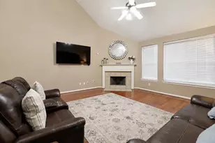1752 Silver Bend Dr, Dickinson, TX 77539 - Photo 18