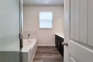 4918 Purple Wisteria Ln, Spring, TX 77373 - Photo 8