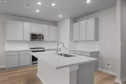 2534 N Heritage Drive, Dayton, TX 77535 - Photo 6
