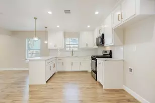 2329 Lidstone St, Houston, TX 77023 - Photo 4