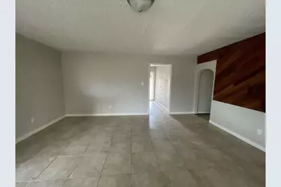 2310 Heather Street, Highlands, TX 77562 - Photo 4