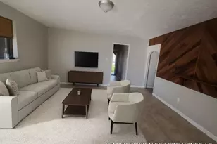 2310 Heather St, Highlands, TX 77562 - Photo 4