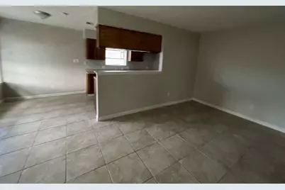 2310 Heather Street, Highlands, TX 77562 - Photo 6