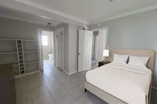 2310 Heather St, Highlands, TX 77562 - Photo 10