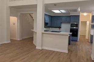 1902 Pepper Tree Ct, Sugar Land, TX 77479 - Photo 4