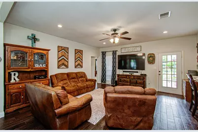 9501 Gene Street, Needville, TX 77461 - Photo 4