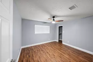 3211 N Park Dr, Missouri City, TX 77459 - Photo 14
