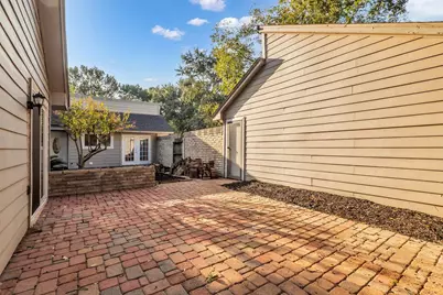 11514 Chetman Drive, Houston, TX 77065 - Photo 4