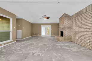 11514 Chetman Dr, Houston, TX 77065 - Photo 18