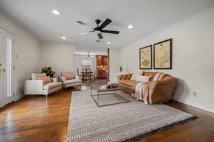 7719 Highmeadow Dr, Houston, TX 77063 - Photo 12