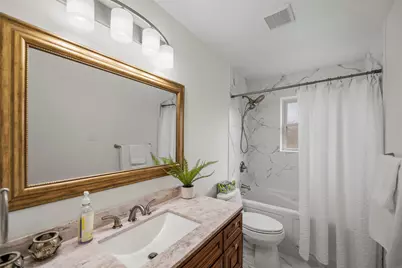 7719 Highmeadow Drive, Houston, TX 77063 - Photo 24