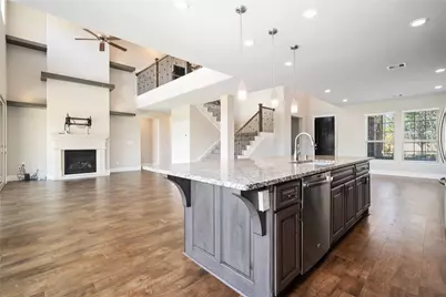 2710 Big Vine Court, Missouri City, TX 77459 - Photo 8