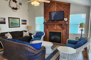2422 Bluewater Hwy, Surfside Beach, TX 77541 - Photo 10
