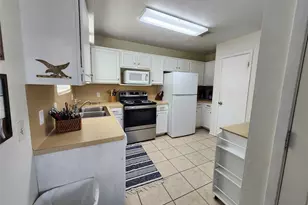 2422 Bluewater Hwy, Surfside Beach, TX 77541 - Photo 6