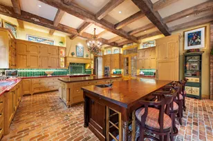 2 Grand Colonial Dr, The Woodlands, TX 77382 - Photo 12