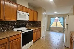 10538 Twin Circles Dr, Montgomery, TX 77356 - Photo 12