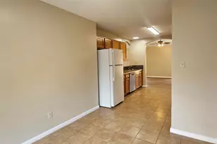 10538 Twin Circles Dr, Montgomery, TX 77356 - Photo 14