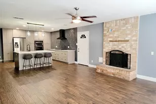 4170 Amir St, Houston, TX 77072 - Photo 2