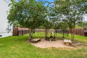 334 Yale Oaks Ln, Houston, TX 77091 - Photo 24