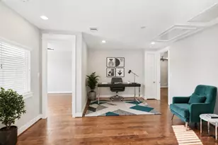 334 Yale Oaks Ln, Houston, TX 77091 - Photo 4