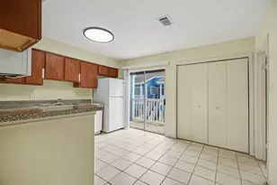 3506 Cove View Blvd, Galveston, TX 77554 - Photo 10