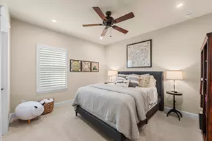 2203 Flameleaf Ct, Conroe, TX 77384 - Photo 34