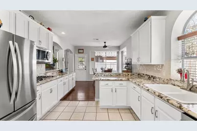 7510 Stonesfield Place, Spring, TX 77389 - Photo 12