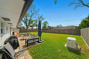 8903 Railton St, Houston, TX 77080 - Photo 2