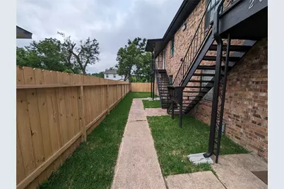 2015 Rosalee Street #4, La Marque, TX 77568 - Photo 16