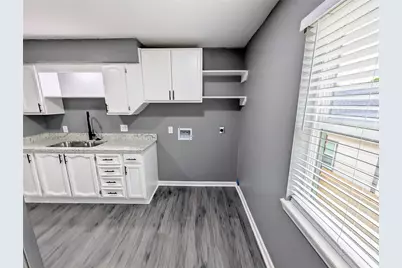 2015 Rosalee Street #4, La Marque, TX 77568 - Photo 2