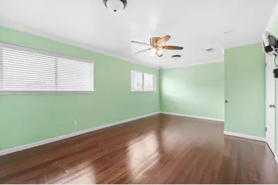1025 Willow Oaks Circle, Pasadena, TX 77506 - Photo 16