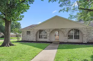 2510 Maxwell Ln, Deer Park, TX 77536 - Photo 4